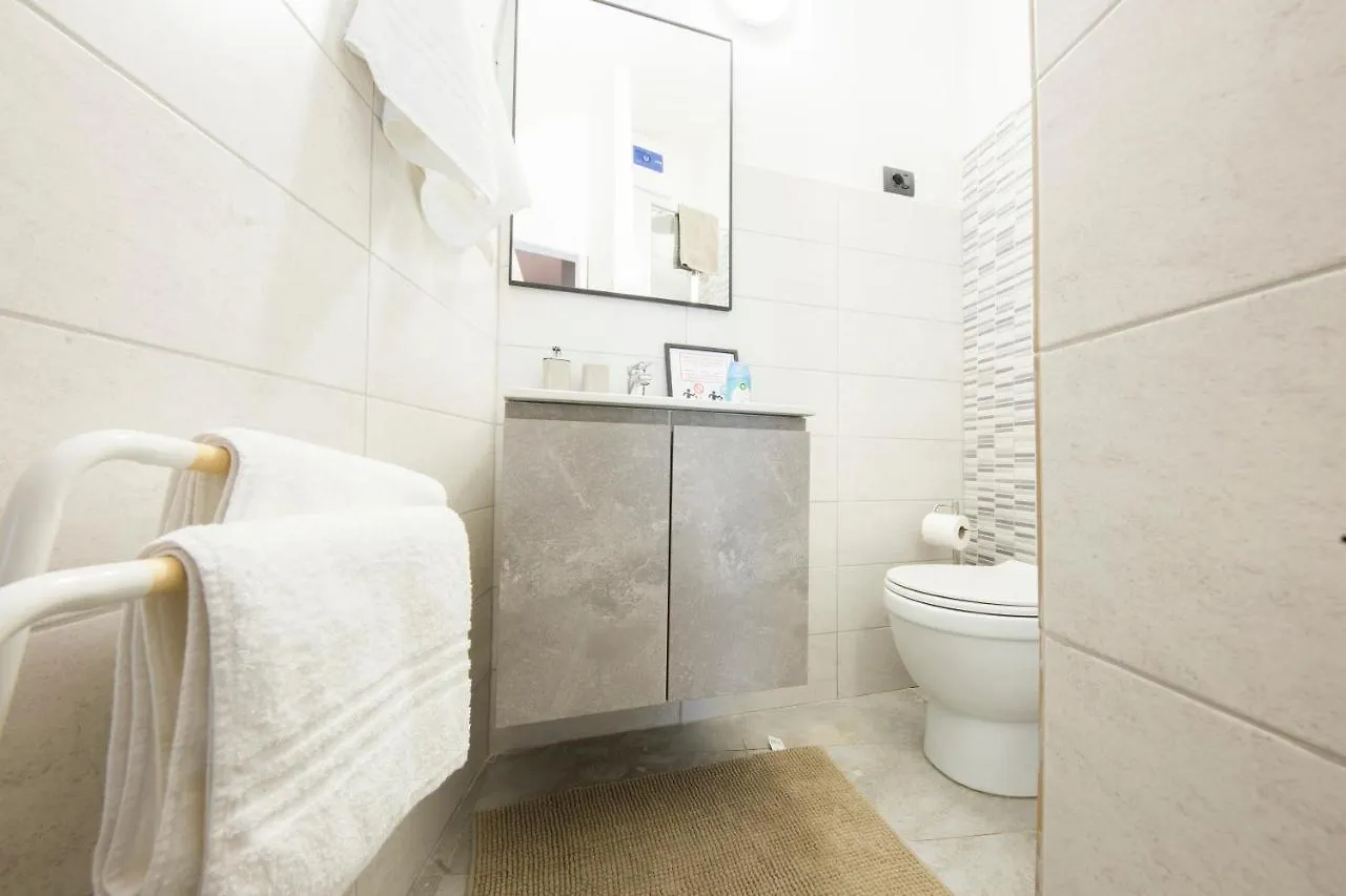 Apartment Lanterna House By Holidayhome24 Genoa